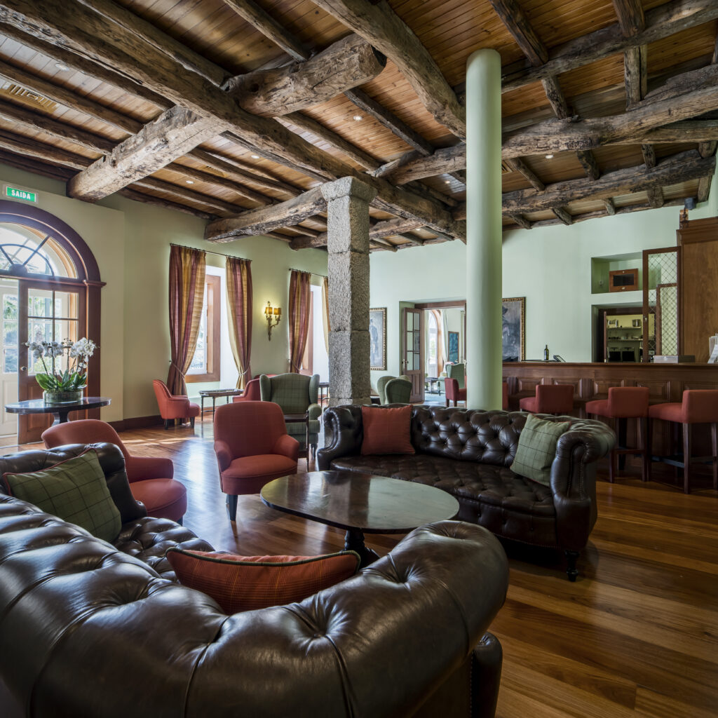 Vintage House Lounge