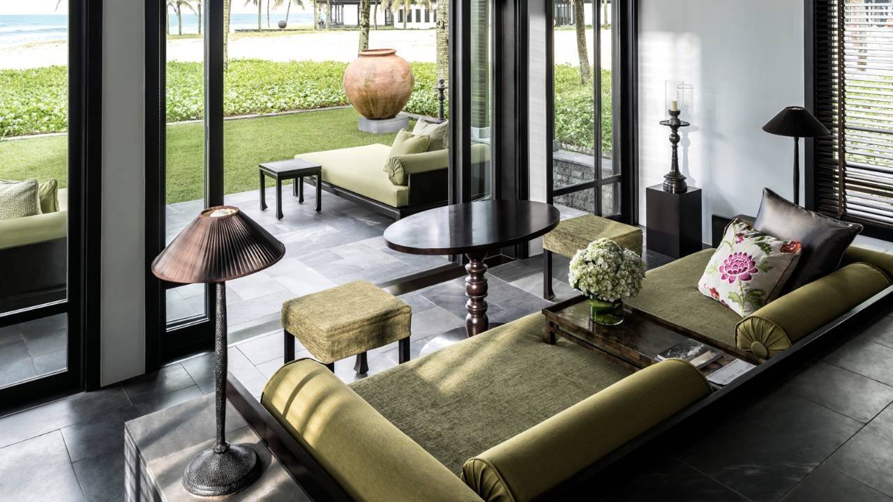 Cosy modern lounge area with beach view