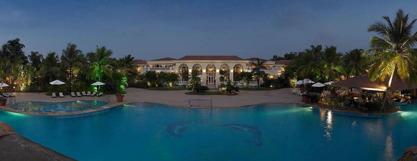 The Zuri White Sands, Goa Resort and Casino swimming pool