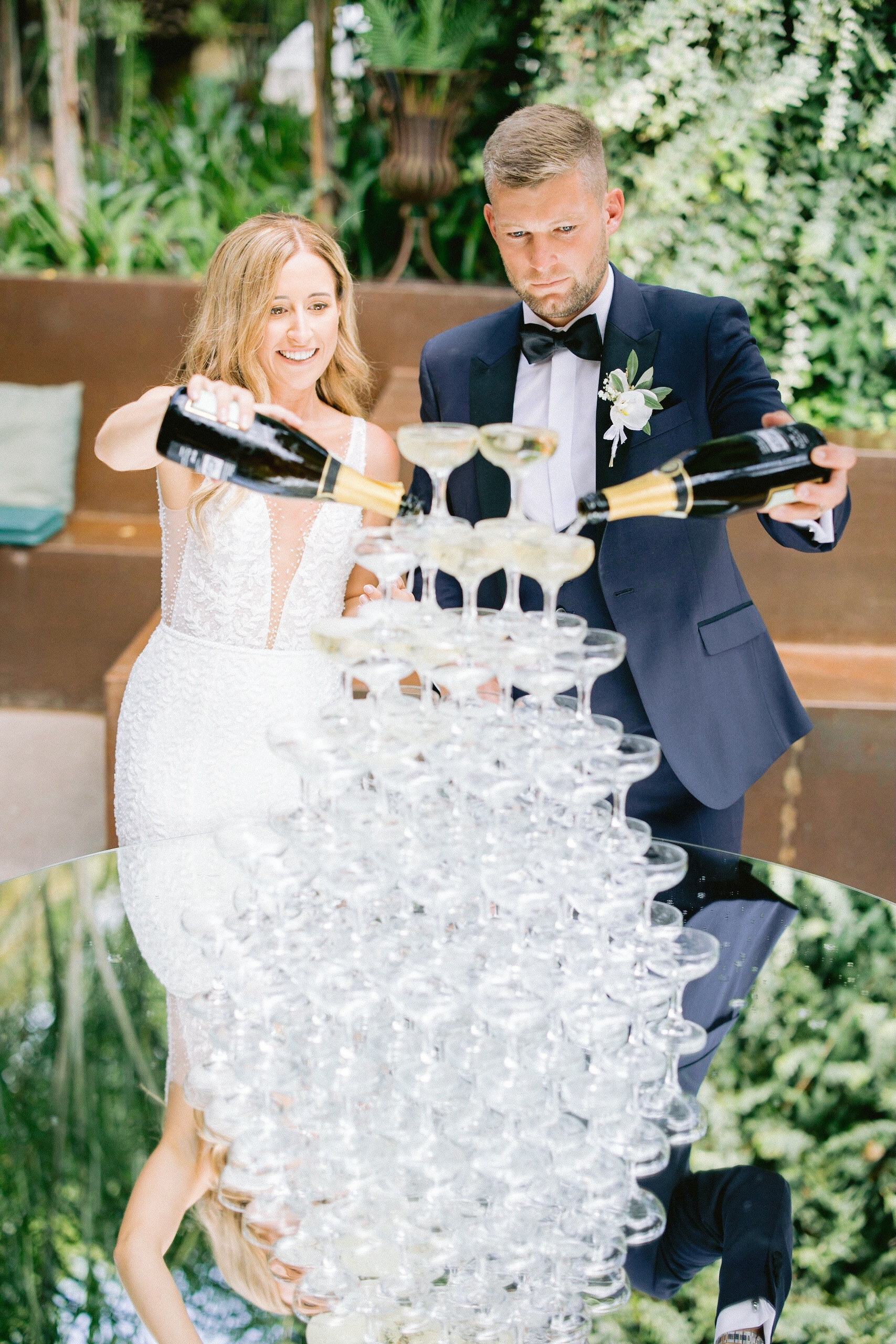 Bride & Groom on their wedding day organised by Veil & Véu