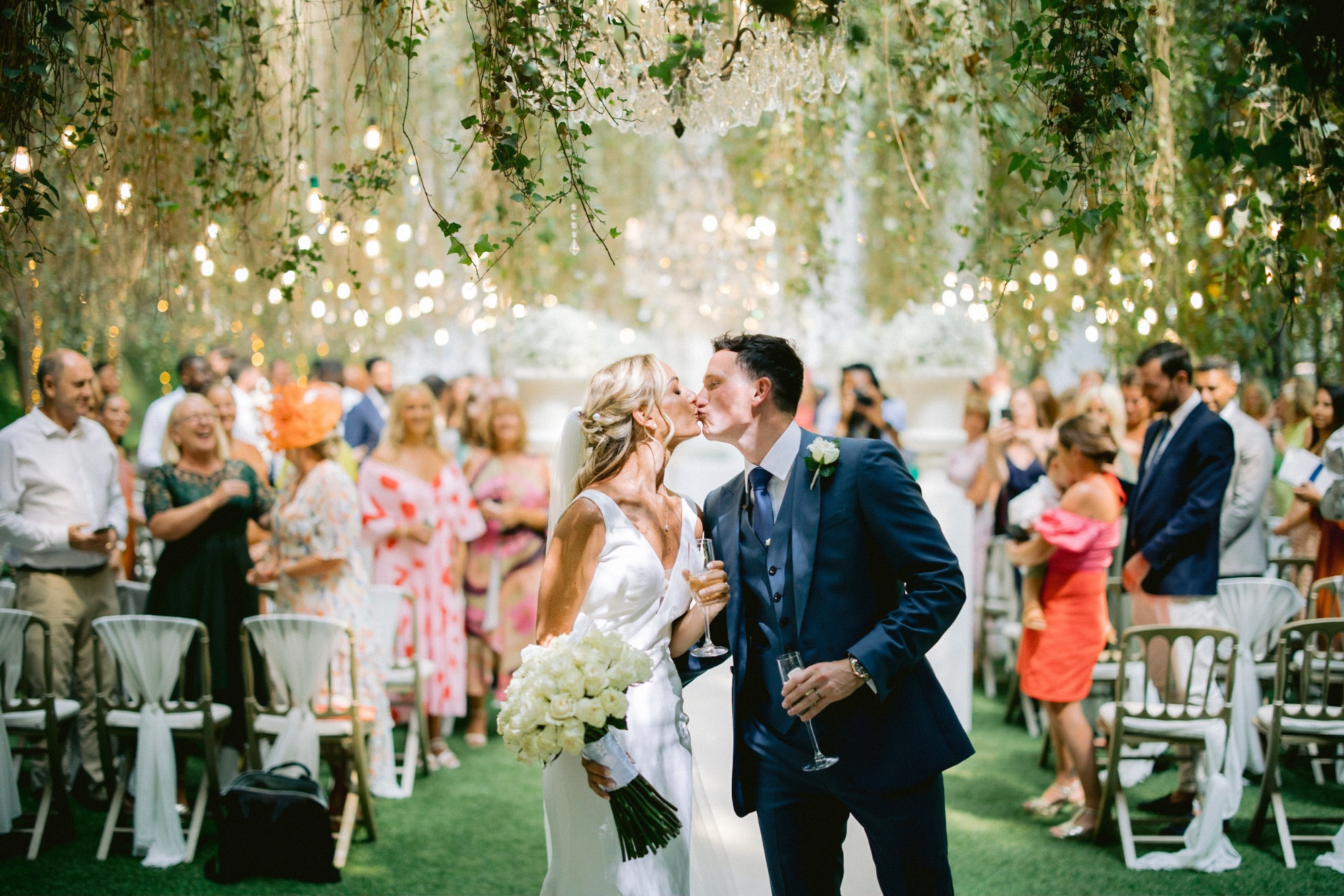 Bride & Groom on their wedding day organised by Veil & Véu
